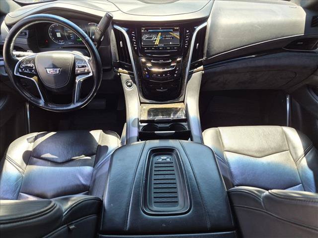 Used 2019 Cadillac Escalade ESV Platinum AWD/4WD image 15