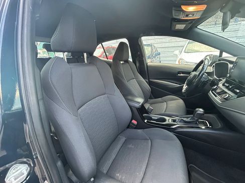 Used 2019 Toyota Corolla SE FWD image 12