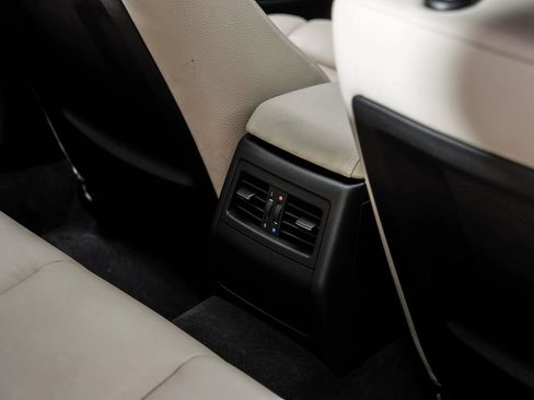 Used 2011 BMW 335d Sedan RWD image 43