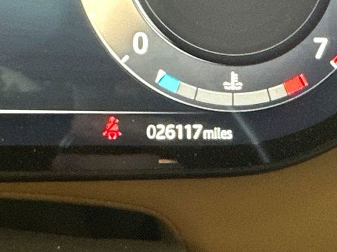 Used 2023 Land Rover Range Rover SE AWD/4WD image 4