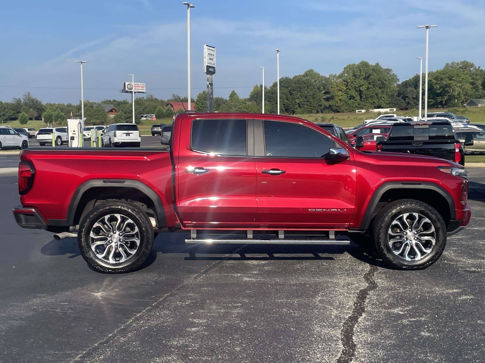 Certified 2024 GMC Canyon Denali AWD/4WD image 2