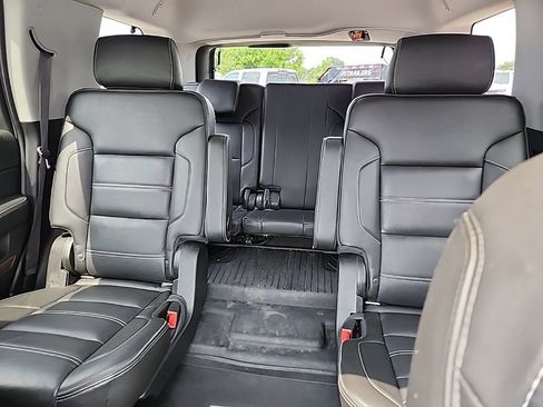 Certified 2018 GMC Yukon Denali w/ Open Road Package AWD/4WD image 38
