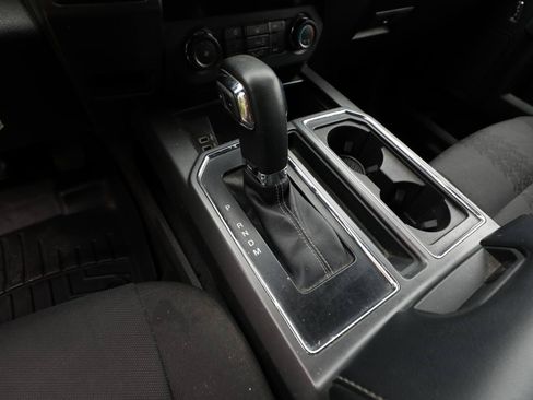 Used 2019 Ford F150 XLT w/ Equipment Group 302A Luxury AWD/4WD image 20