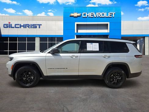 Used 2024 Jeep Grand Cherokee L Laredo AWD/4WD image 5