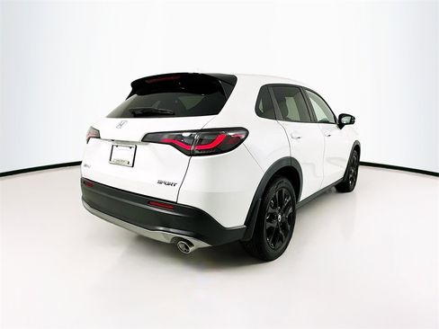 Certified 2023 Honda HR-V Sport image 5