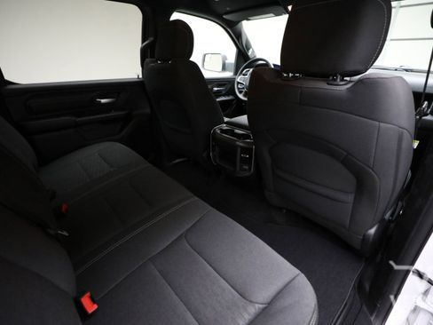 New 2026 RAM 1500 Express AWD/4WD image 12