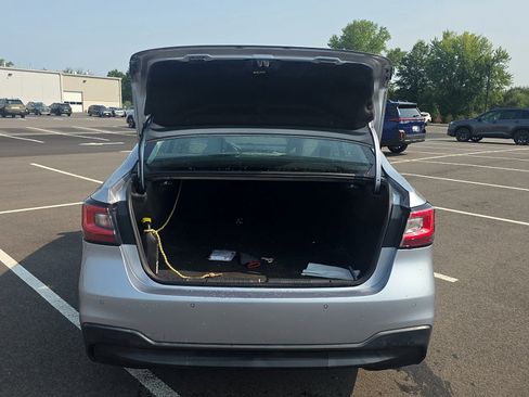 Used 2024 Subaru Legacy Limited AWD/4WD image 5