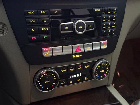 Used 2013 Mercedes-Benz C 300 Sport image 34