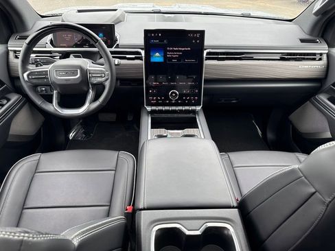 Used 2025 GMC Sierra EV Denali AWD/4WD image 15