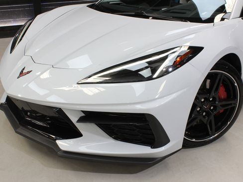 Used 2020 Chevrolet Corvette Stingray Premium Cpe w/ 3LT Preferred Equipment Group image 6