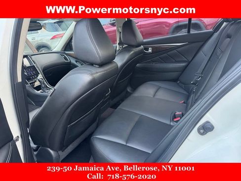 Used 2018 INFINITI Q50 Luxe w/ Essential Package (3.0T Luxe) AWD/4WD image 23