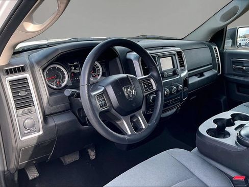 Used 2024 RAM 1500 Classic SLT AWD/4WD image 17