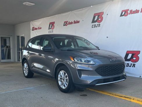 Used 2021 Ford Escape S image 9