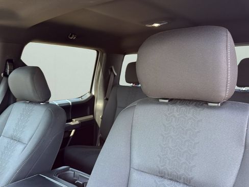 Used 2019 Ford F150 XLT w/ Equipment Group 302A Luxury AWD/4WD image 9