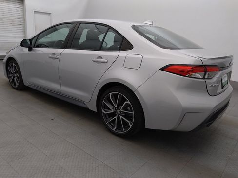 Used 2022 Toyota Corolla SE FWD image 3
