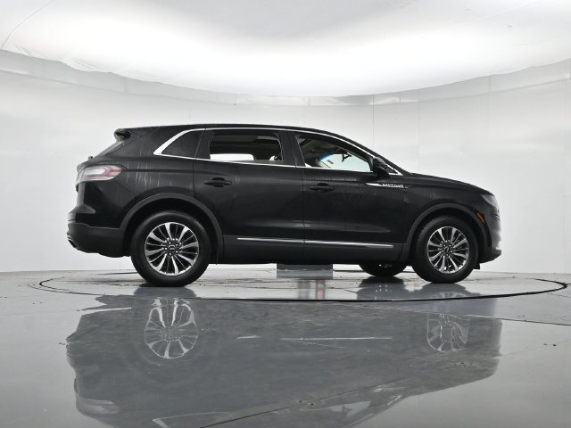 Used 2023 Lincoln Nautilus Reserve FWD image 28