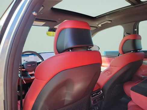 New 2026 Genesis GV70 2.5T Sport Prestige image 35