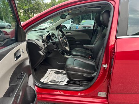 Used 2015 Chevrolet Sonic LTZ w/ Advanced Safety Package FWD image 9