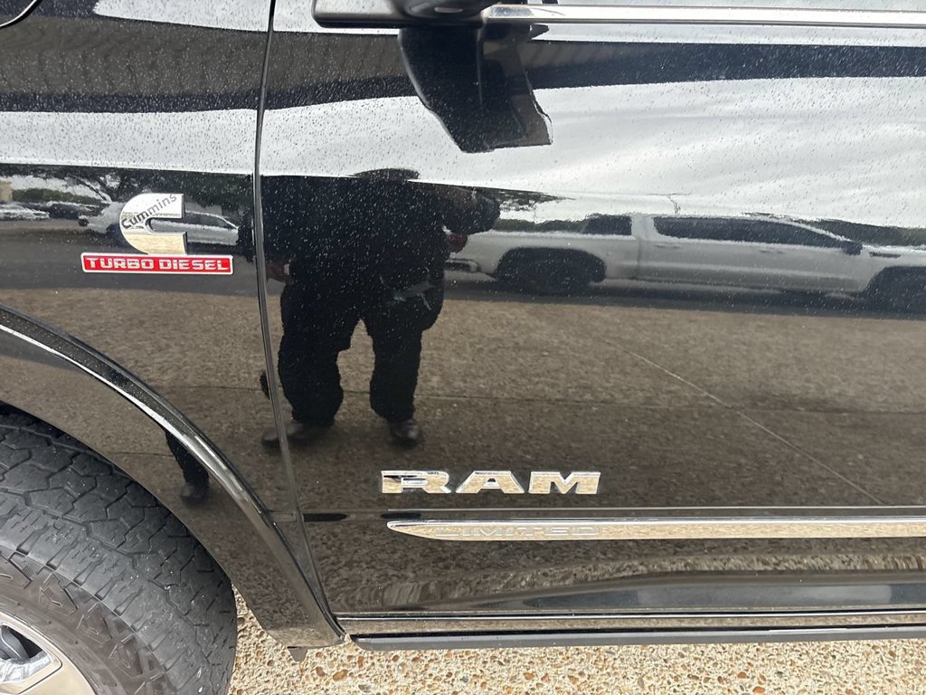 Used 2022 RAM 2500 Limited AWD/4WD image 32