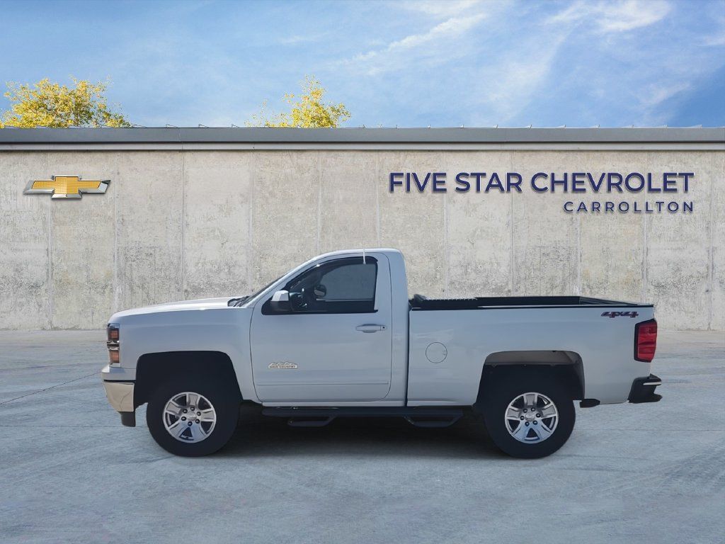 Used 2015 Chevrolet Silverado 1500 LT w/ LT Convenience Package AWD/4WD image 5