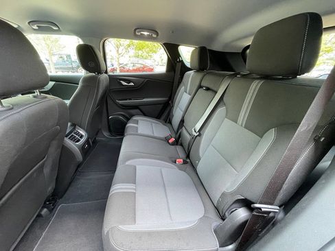 Used 2025 Chevrolet Blazer LT FWD image 26