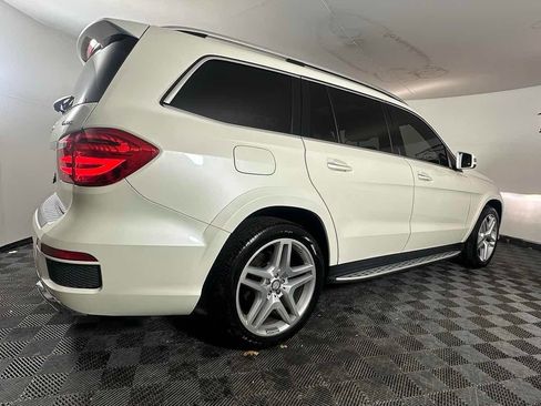 Used 2016 Mercedes-Benz GL 550 SUV image 8