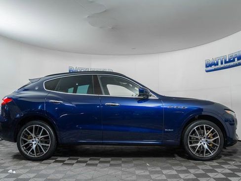 Used 2018 Maserati Levante S GranSport image 12