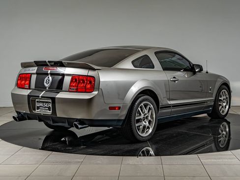 Used 2009 Ford Mustang Shelby GT500 RWD image 5