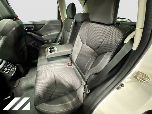 Used 2021 Subaru Forester Premium image 22