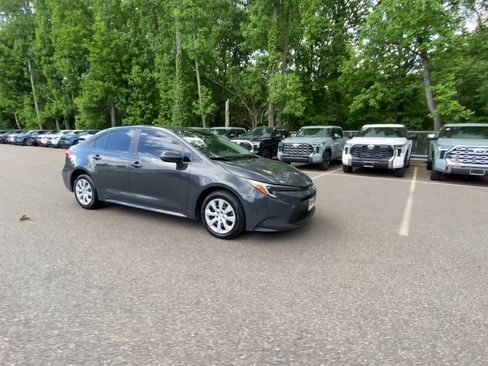 Used 2023 Toyota Corolla LE FWD image 5