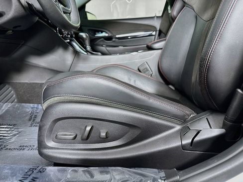 Used 2016 Chevrolet SS RWD image 25
