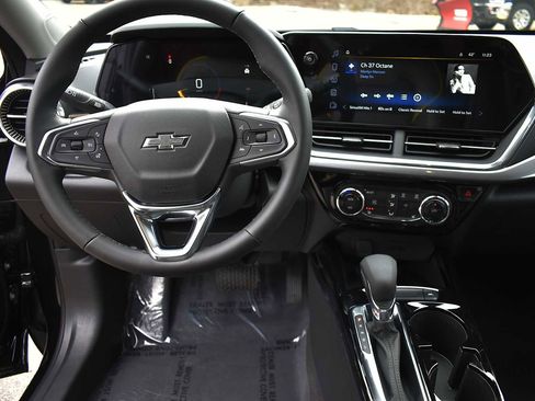 New 2026 Chevrolet Trax ACTIV w/ Sunroof Package image 14