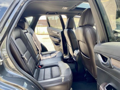 Used 2022 MAZDA CX-5 Signature image 9