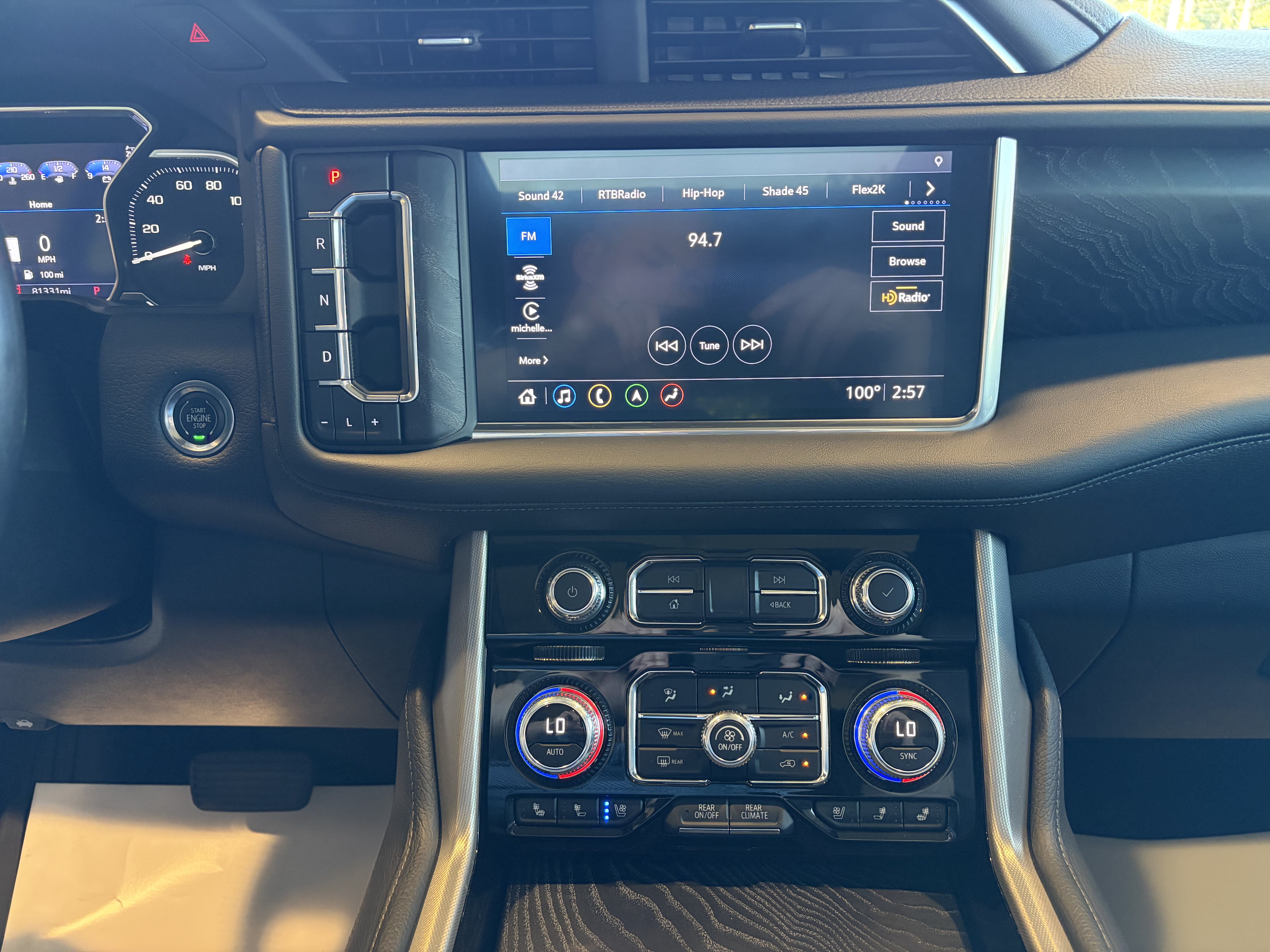 Used 2021 GMC Yukon Denali w/ Denali Premium Package AWD/4WD image 22