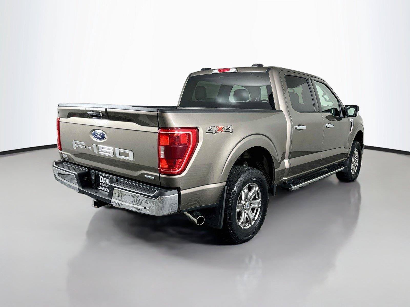 Used 2022 Ford F150 XLT w/ Equipment Group 302A High AWD/4WD image 13