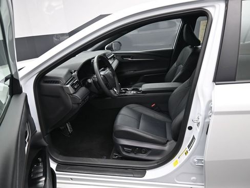Certified 2026 Toyota Camry XSE FWD image 9