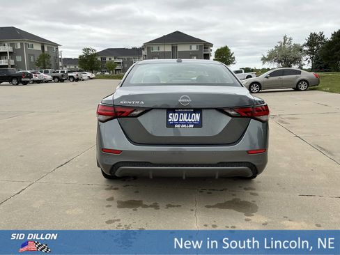 New 2025 Nissan Sentra SV w/ Trunk Package image 4