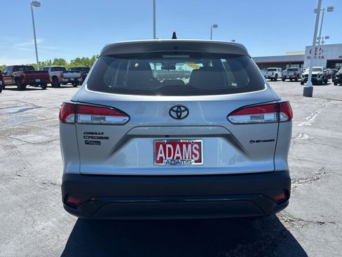 Used 2025 Toyota Corolla Cross AWD Hybrid image 6