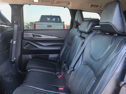 Used 2023 INFINITI QX60 Luxe w/ Cargo Package AWD/4WD image 18