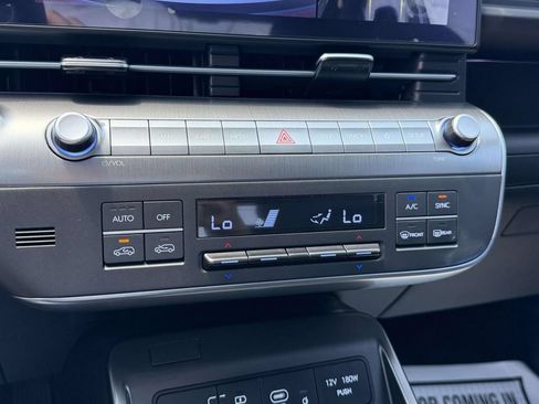 Certified 2024 Hyundai Kona Limited FWD image 31