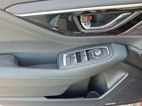 Used 2025 Subaru Legacy Limited image 15