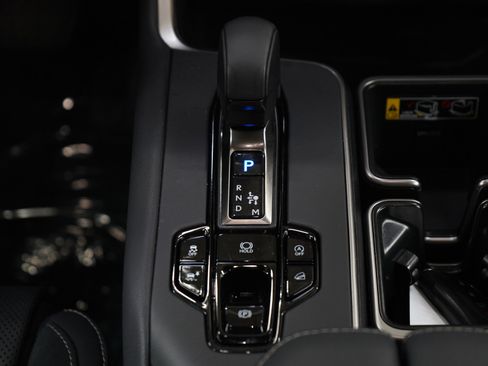 Used 2025 Lexus TX 350 AWD image 17