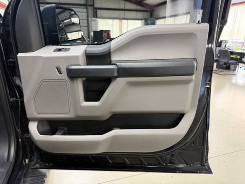 Used 2017 Ford F150 XL w/ XL Power Equipment Group AWD/4WD image 16