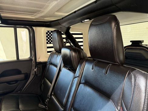 Used 2021 Jeep Wrangler Unlimited Rubicon AWD/4WD image 22