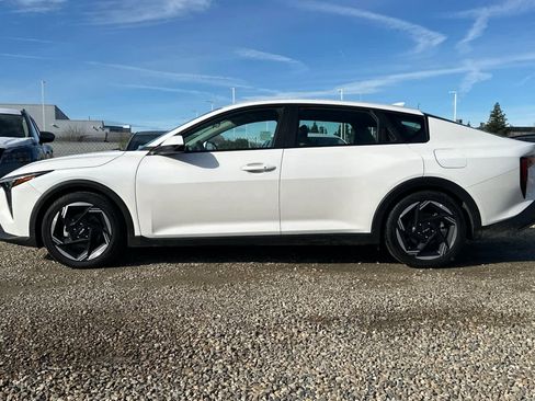 Used 2025 Kia K4 EX image 6