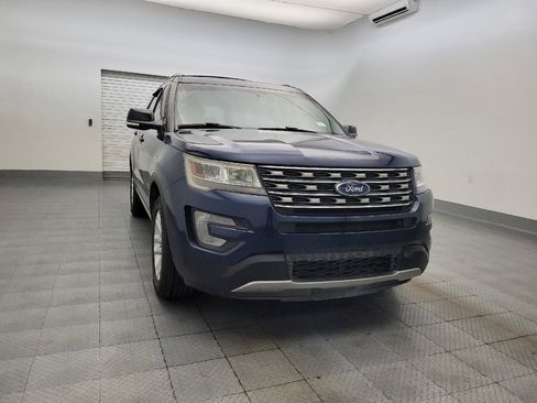 Used 2017 Ford Explorer XLT w/ Equipment Group 201A image 14