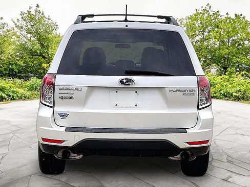 Used 2012 Subaru Forester 2.5X Premium w/ All-Weather Pkg AWD/4WD image 5