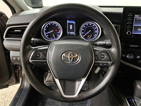 Used 2022 Toyota Camry LE image 26