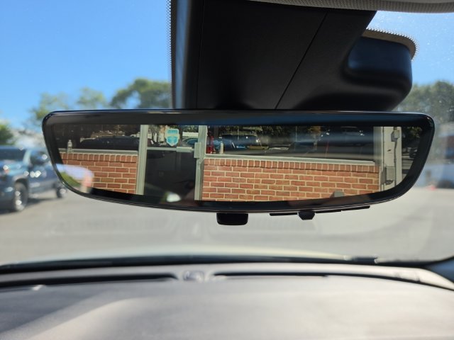Certified 2022 Chevrolet Bolt EUV Premier w/ Launch Edition FWD image 22