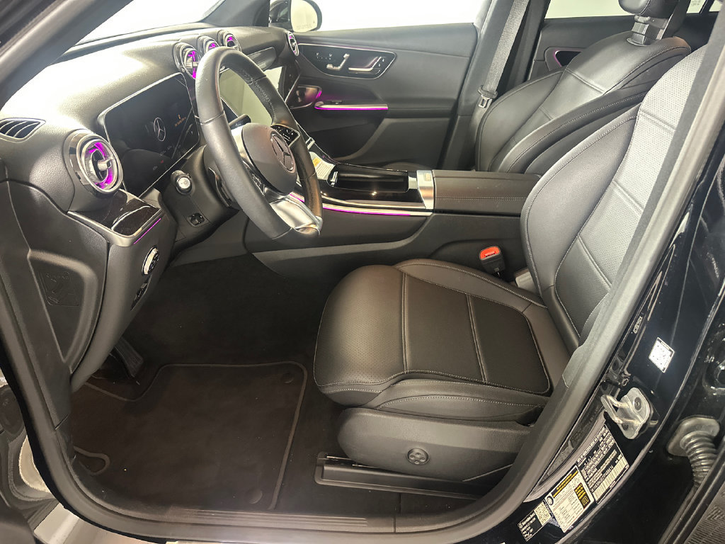 Certified 2026 Mercedes-Benz GLC 300 image 3
